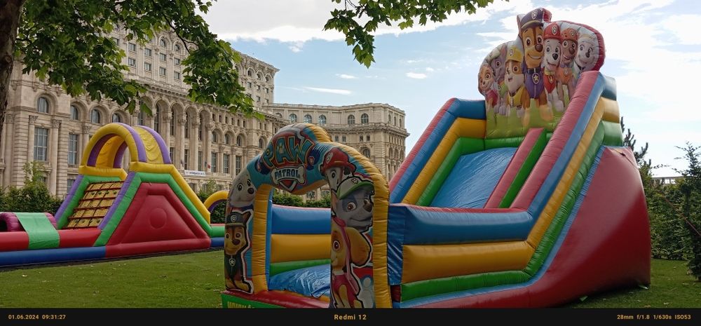 Topogan gonflabil de inchiriat