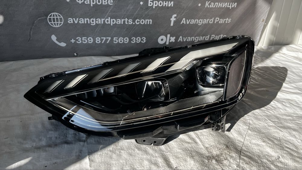 Десен и ляв фар Audi A4 B9 Facelift 2019-