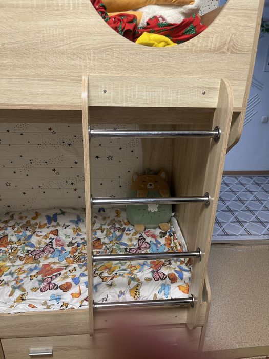 Не большой диван