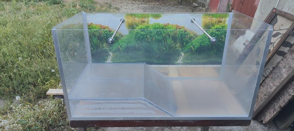 Acvaterariu 85l din plexiglas