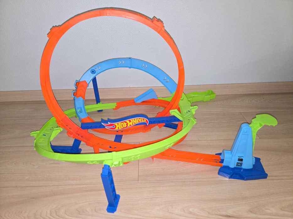 Hot Wheels / Хот Уилс Писта