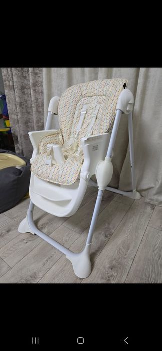 Детский стульчик для кормления