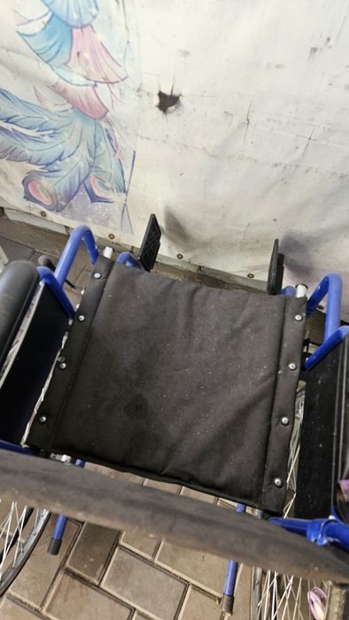 Коляска инвалидная и биотуалет кресло