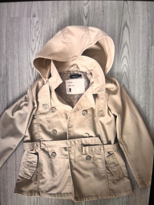 Geaca subtire, eleganta pt fetite 8 ani