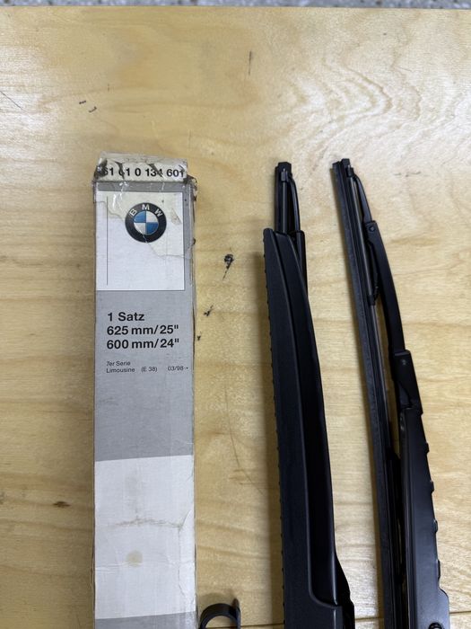 Продам запчасти BMW E 38