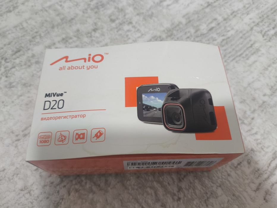 Продам регистратор на машину