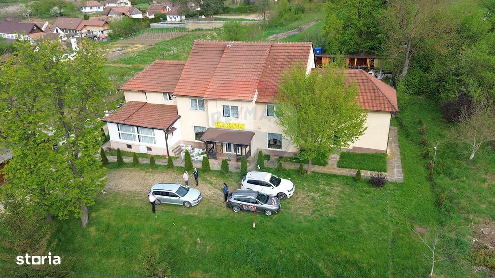 Hotel / Pensiune cu 16 camere de vânzare