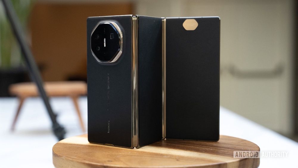 Huawei ultimate mate XT