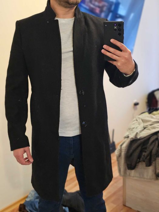 Мъжко вълнено палто ZARA – размер M – Италиански плат