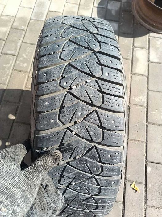 Продам диск R15 с шиной на Кобальт.