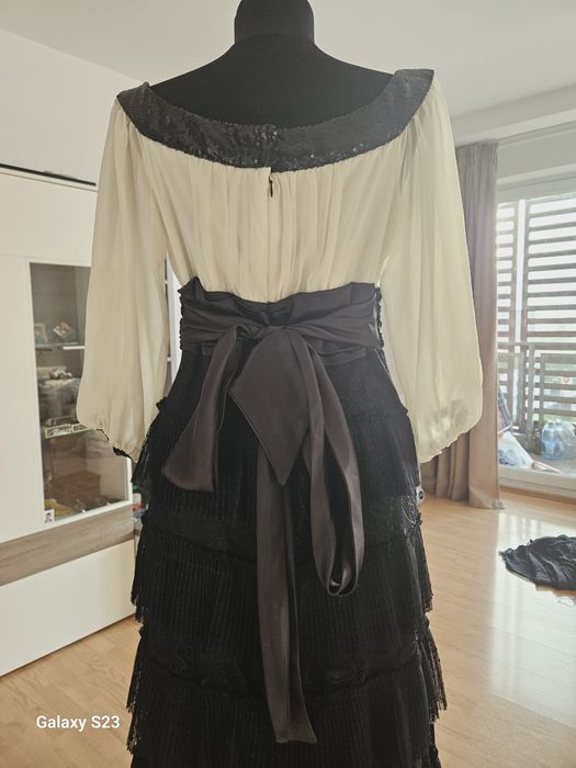 Rochita M-L .200 lei