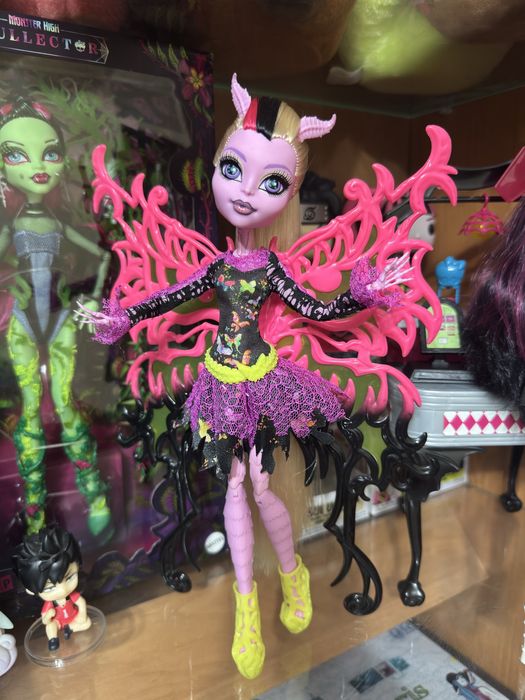 Продаю Бониту Monster high