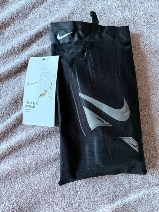 Футболни ръкавици Nike