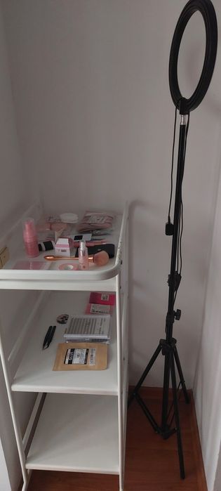 Vand pat de cosmetica plus produse gene si ucenic