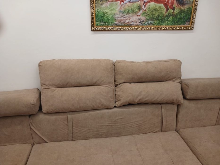 Продается диван в хорошем состоянии