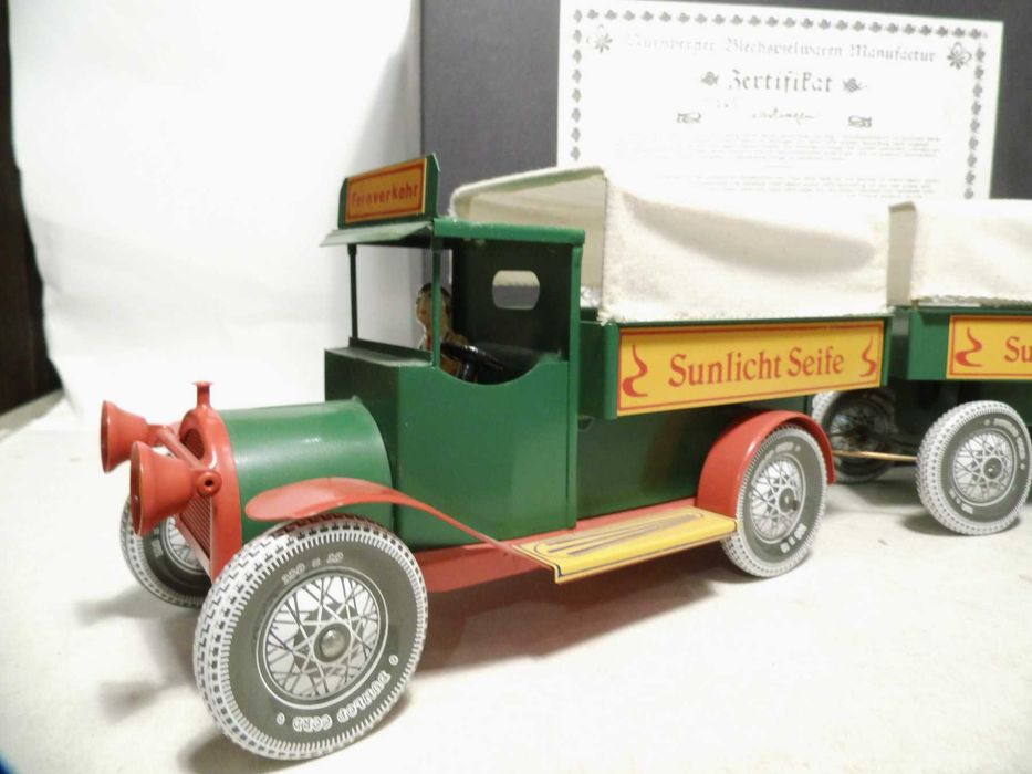 Camion jucaria Tucher & Walther nou