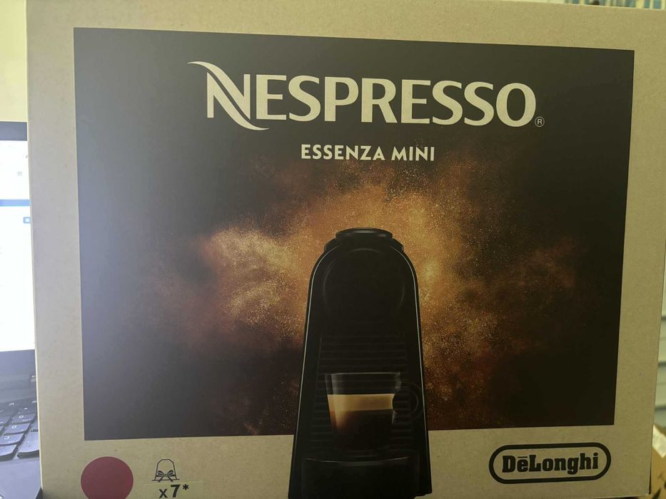 Ap cafea espresso Nespresso De'Longhi Essenza Mini EN 85.B bonus cafea