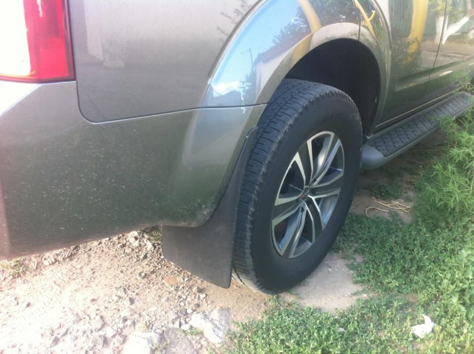 Брызговики на любое авто.