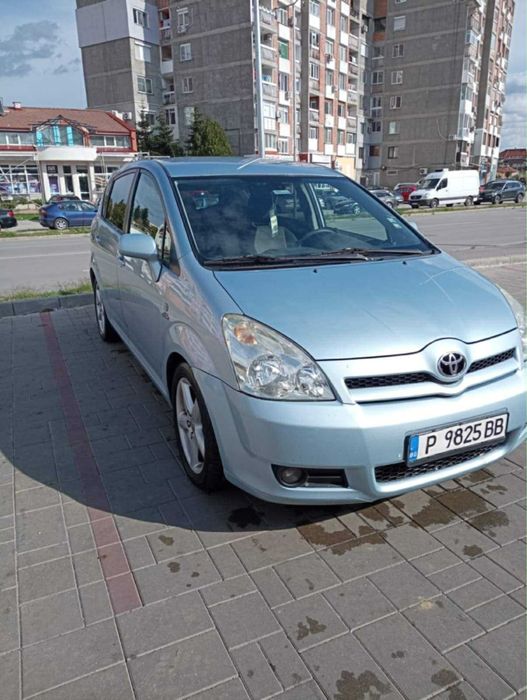 Toyota corolla verso 2.2 d-cat 177