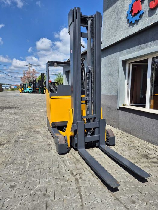 Electro rich Jungheinrich ETV 325, BATERIE 2019, Catarg triplex