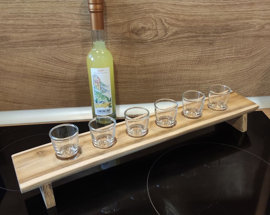 Парти сет шотове и свещи