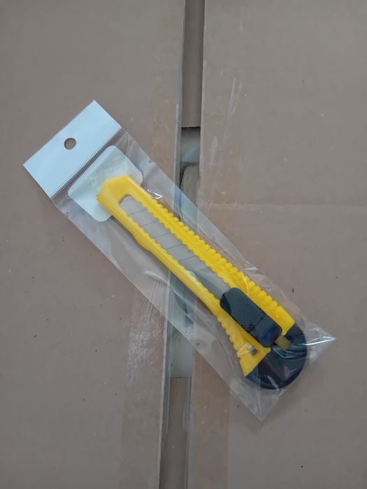 Cutter 18mm nou sigilat set 10buc