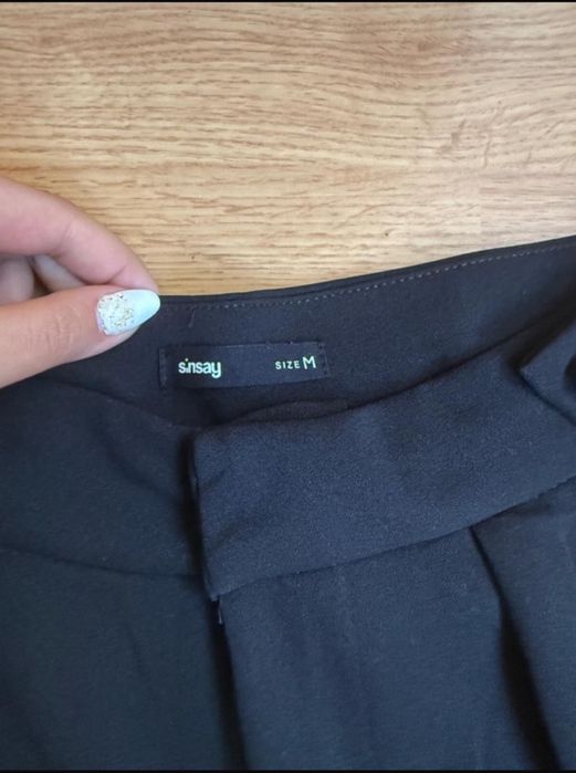 Pantaloni eleganți Sinsay M - stil stofă, nepurtați – perfecti office & casual chic
