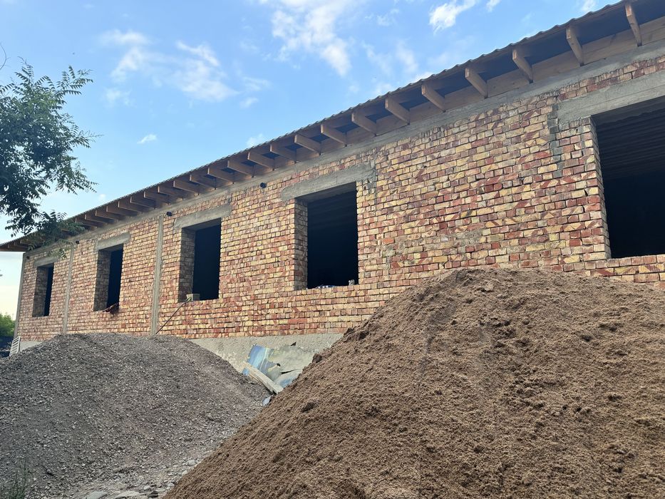 Строительная бригада 100 человек