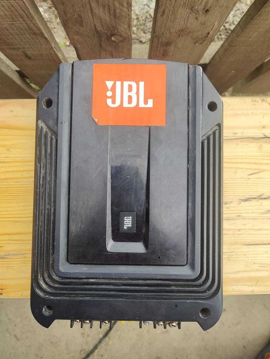Subwoofer JBL GT-X1300T + amplificator JBL GX-A3001