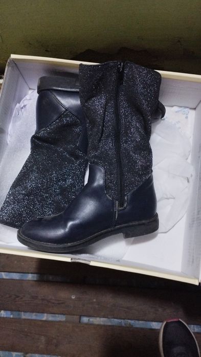 Даром обувь 31 и 32 размер