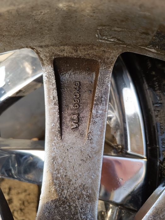 Продам диски с резиной