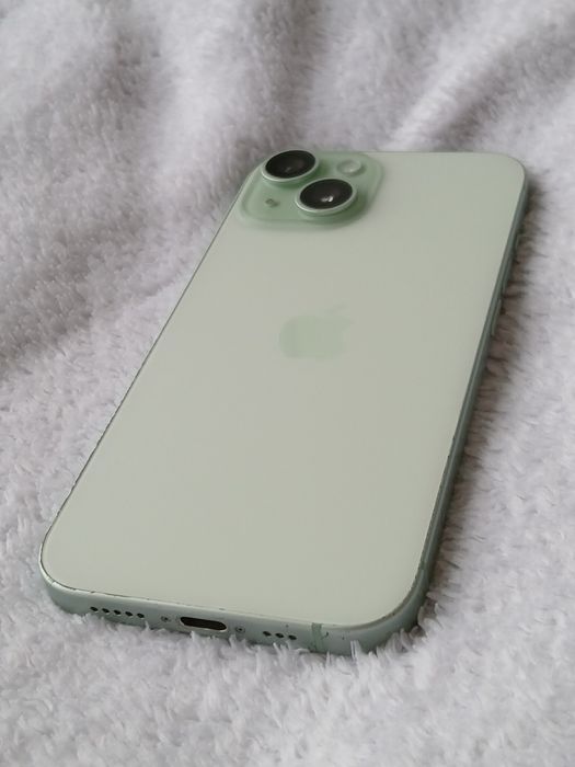 iPhone 15 verde 128GB 87% bat