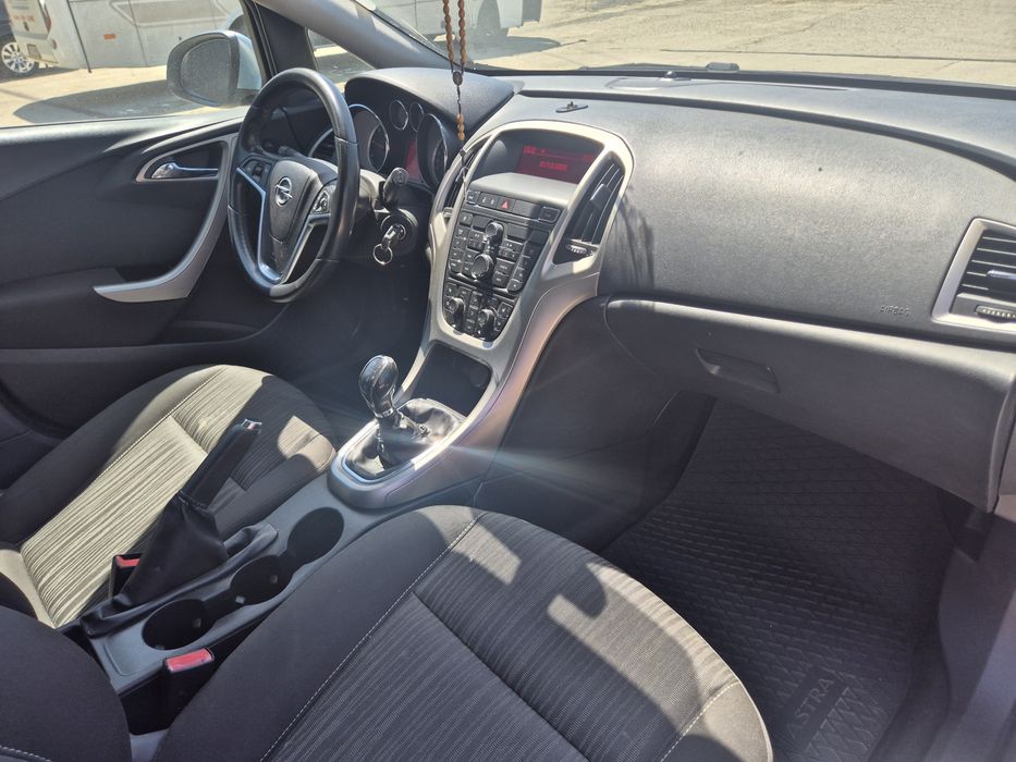 Opel Astra 2.0 cdti