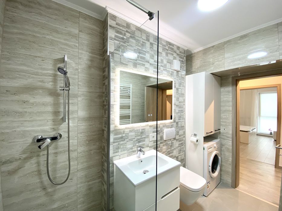 Apartament cu 3 camere de inchiriat