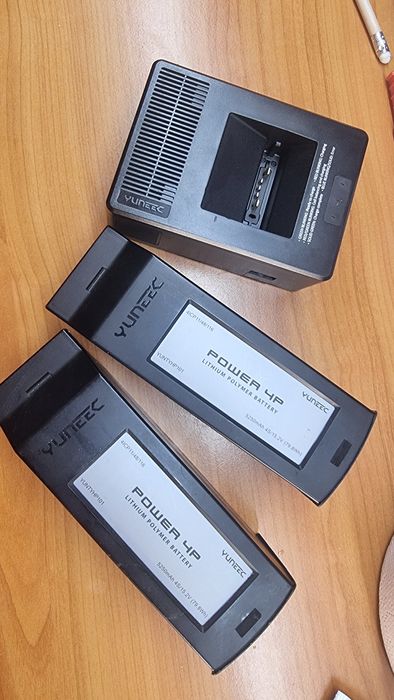 Drona yuneec typhoon q500 4k + inca una q500 de rezerva