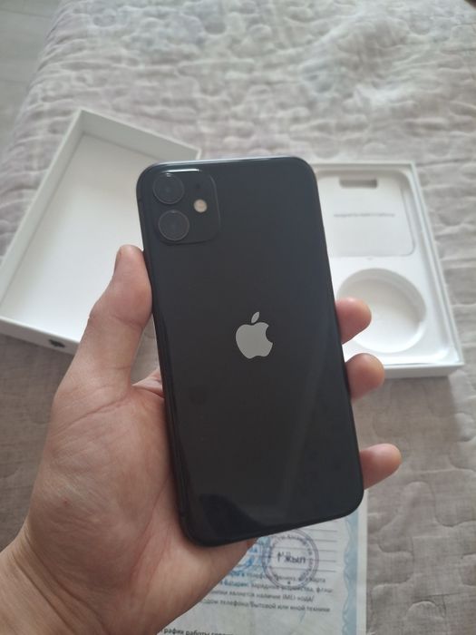 Продам Iphone 11 128
