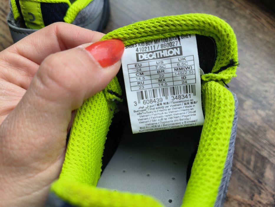 Чисто НОВИ Quechua детски обувки планински