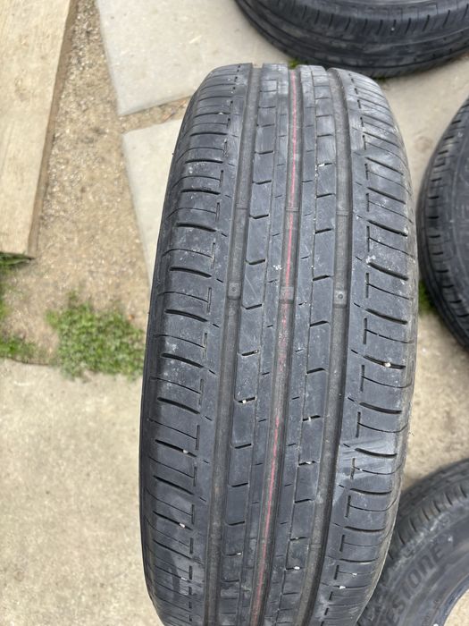 Vand cauciucuri vara Bridgeston R15