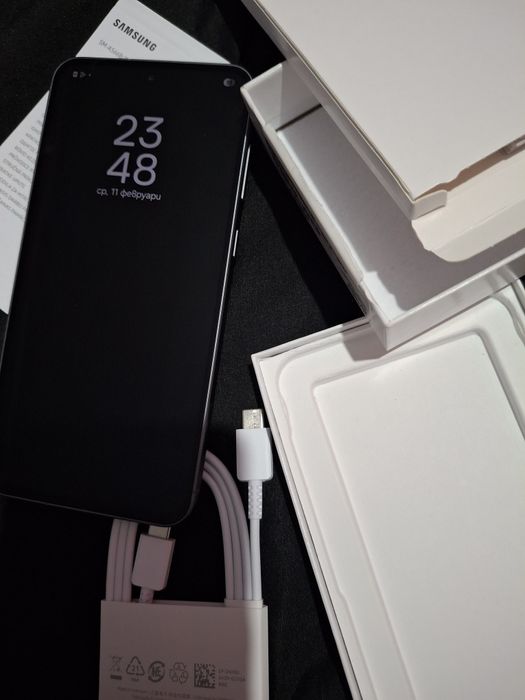 Продавам Samsung A56