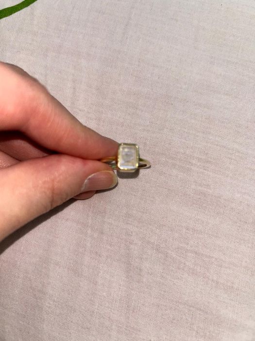 Кольцо с Лунным камнем