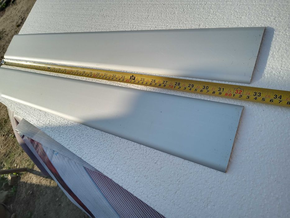 Продавам преходни алуминиеви лайсни