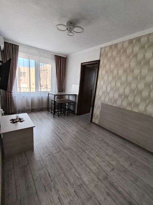 Apartament renovat, 2 camere,Valea Roșie