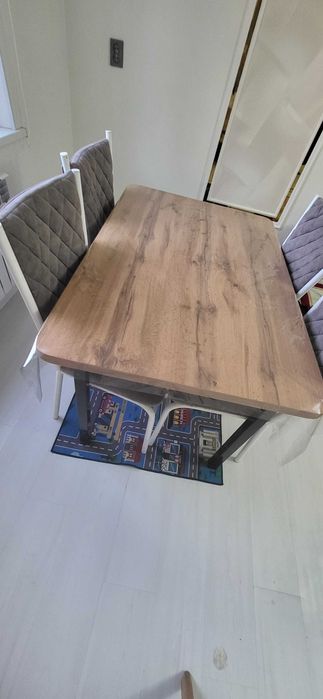 Стол и Стулья  4шт 85тыс.тг