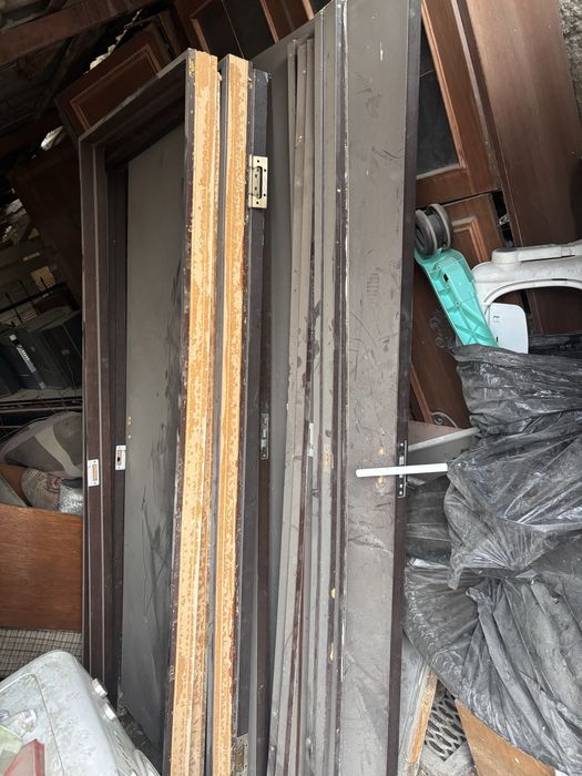 Продам межкомнатные двери