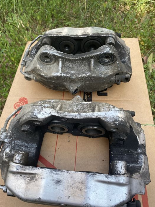 Суппорта BMW E38 Brembo после переборки