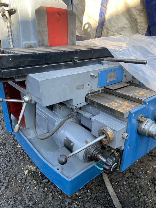 Фрезерный станок