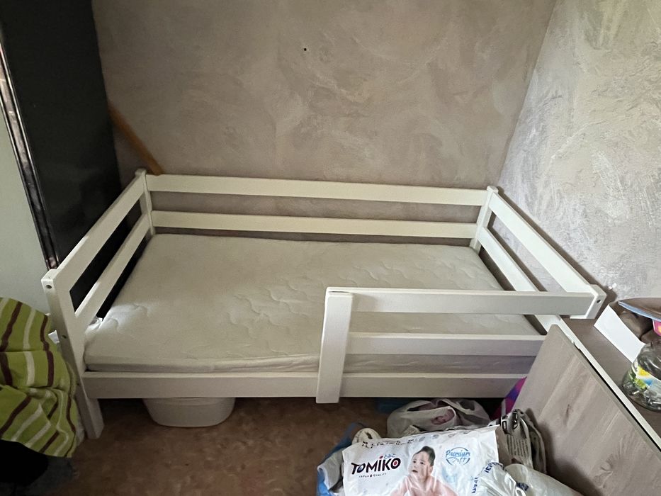 Продам кровать детскую