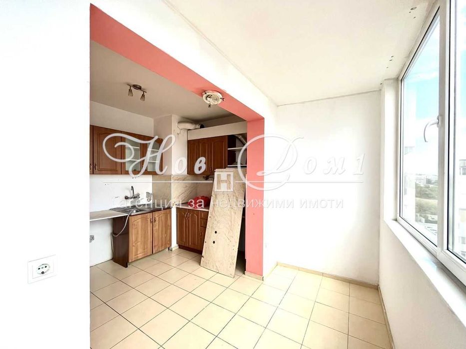 Дава се под наем Двустаен апартамент в Варна, Кайсиева градина - 45 кв.м за 204 € - Снимка #2