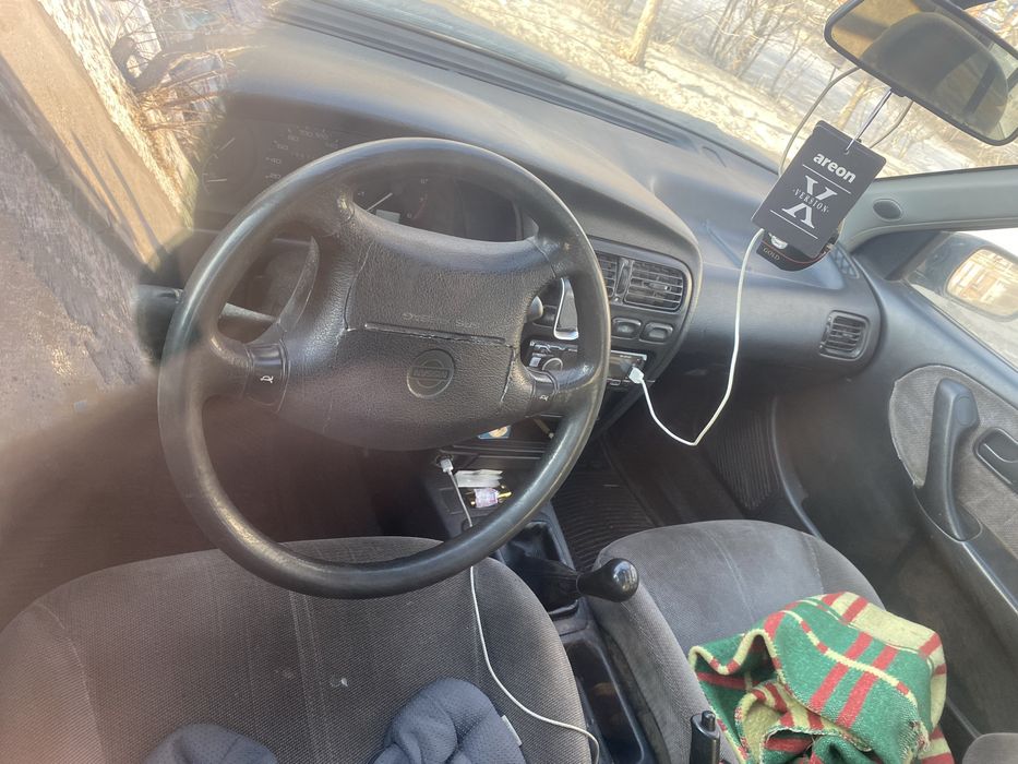 Продам автомобиль Nissan