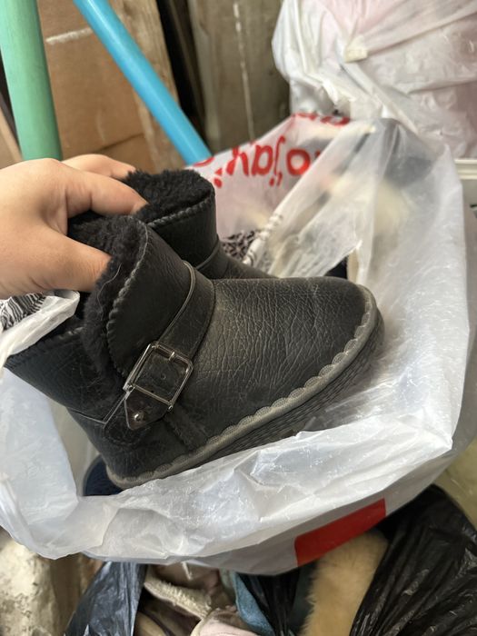 Yosh bolalar uchun kiyimlar_oyoq kiyimlar 3-4-5 yoshgacha